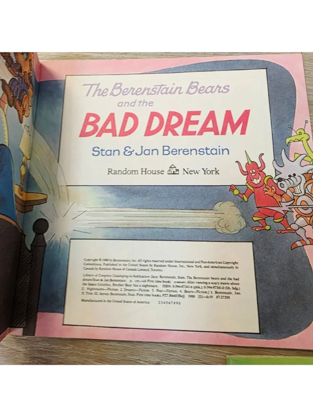8 Mix Berenstain Bears Books HC Paperback Grandma On Wheels Bad Dream Eat School